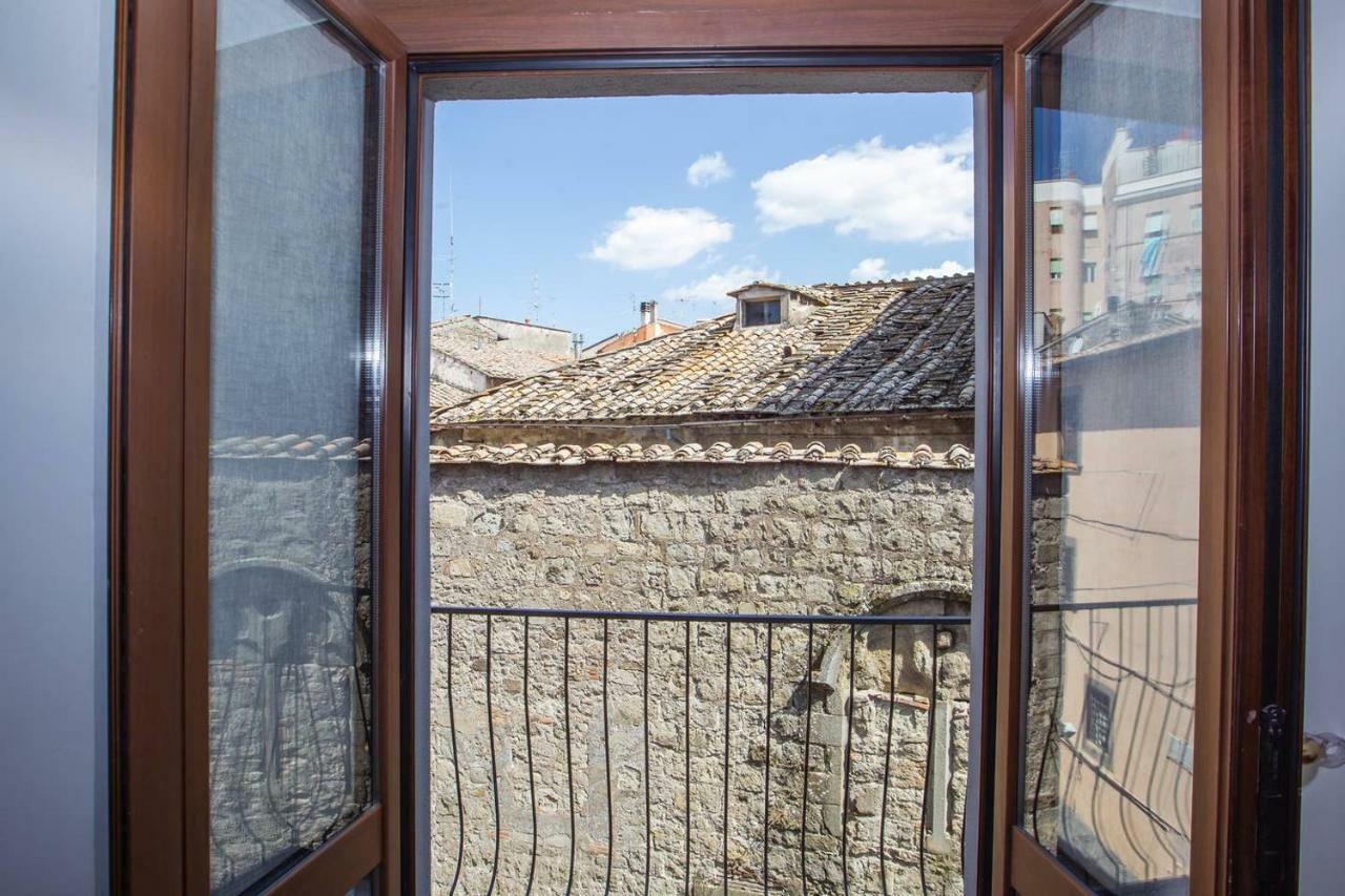 Bed And Box - Vt01 Casa Vacanze Viterbo Exterior foto
