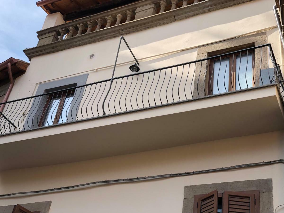 Bed And Box - Vt01 Casa Vacanze Viterbo Exterior foto
